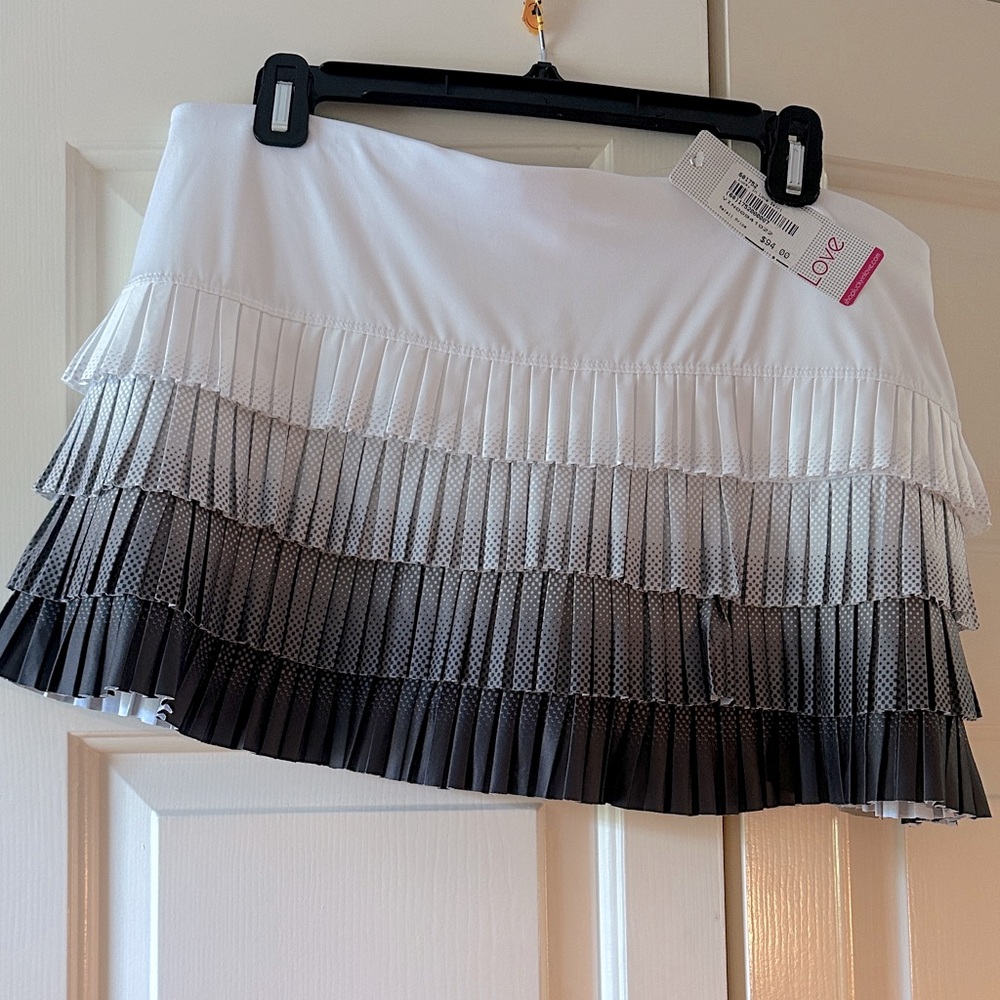 Lucky in Love White and Grey Pleated Tennis Skort - XL
